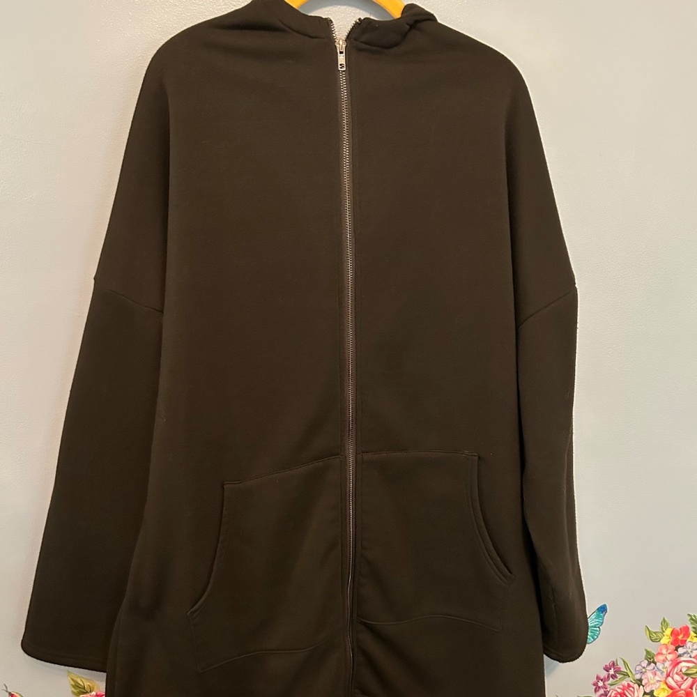 Z Avenue USA scalloped Zip Hooded Jacket